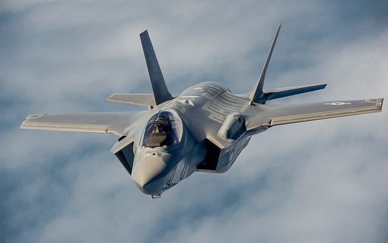 F35